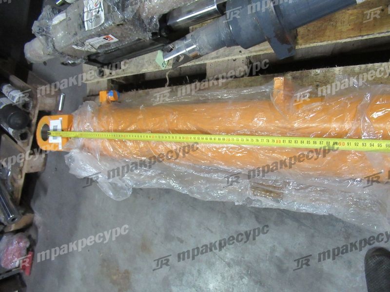 Цилиндр подъема ковша 10C0074