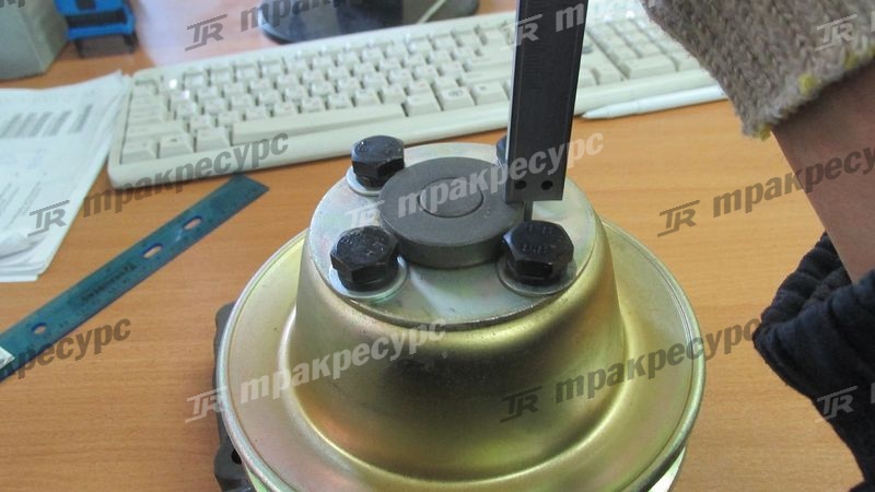 Насос водяной для YC6108G
