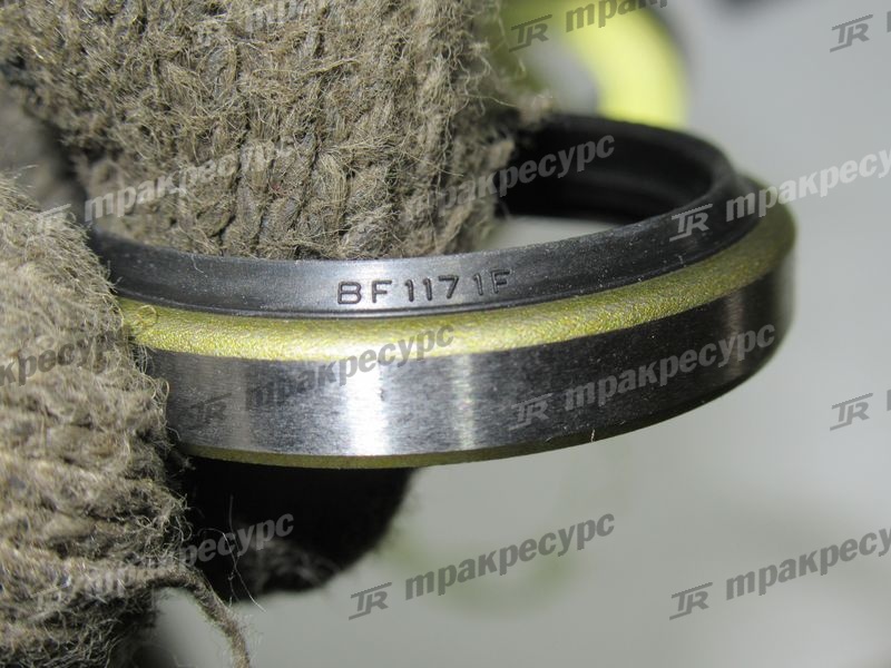 Ремкомплект кулака поворотного 215E4-39801/10233679