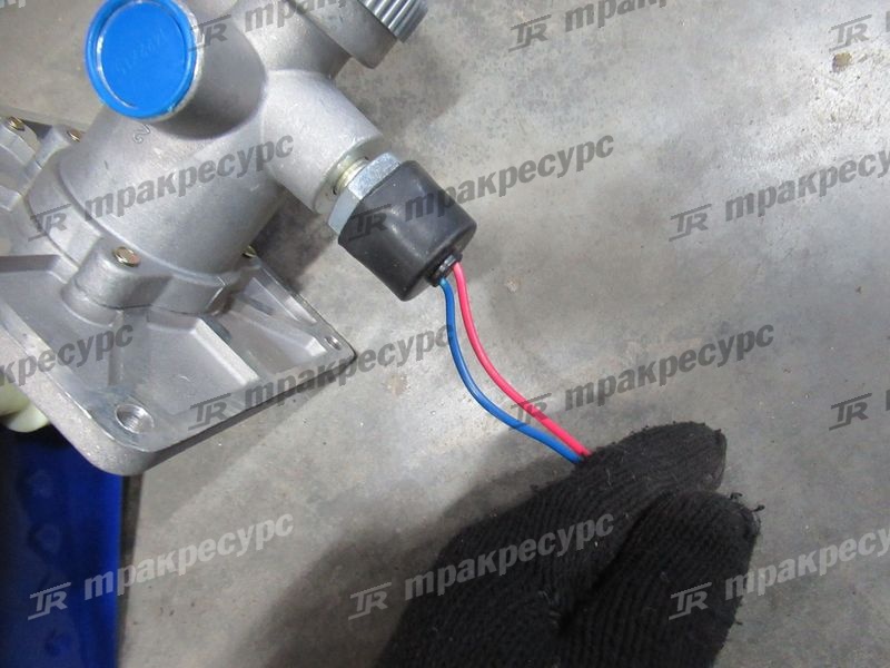 Клапан тормозной 55С0035
