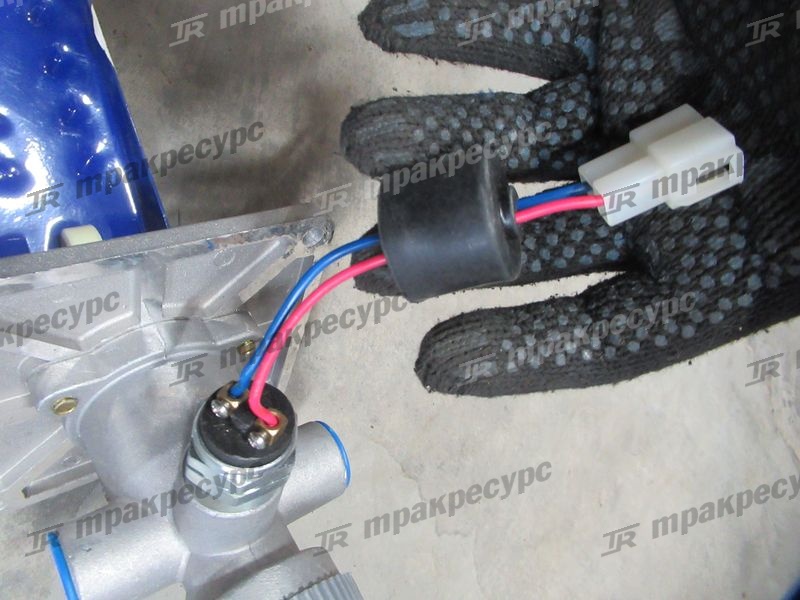 Клапан тормозной 55С0035
