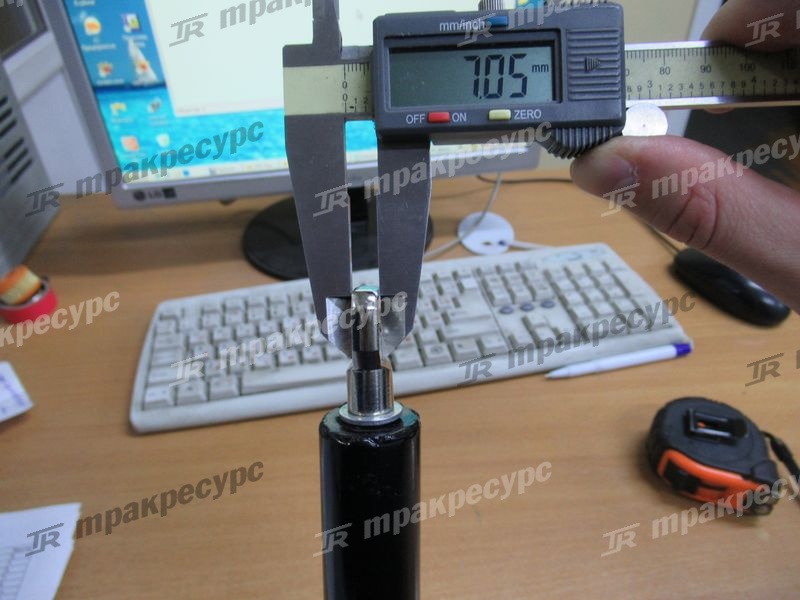 Стойка газовая 22N56-43041