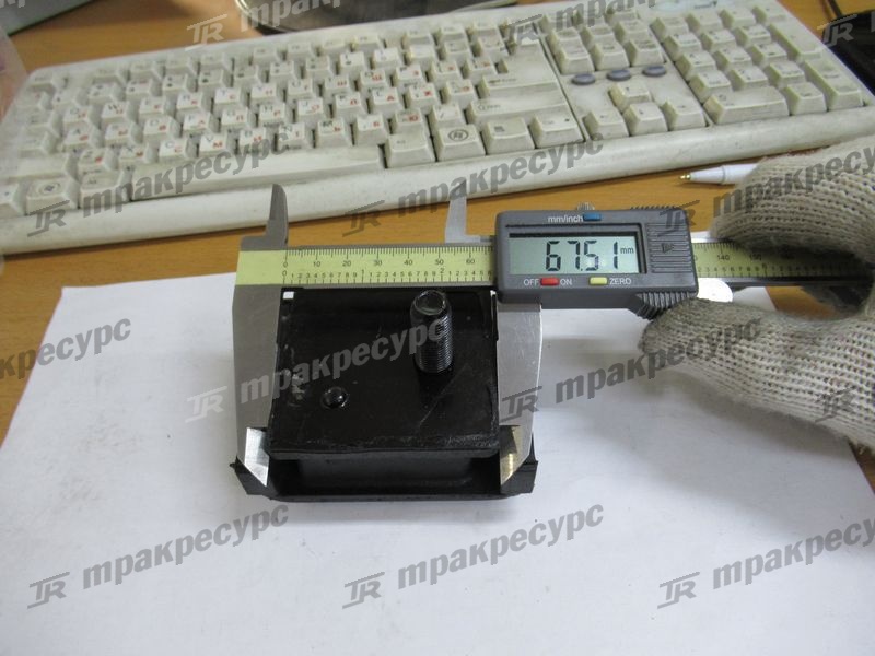 Подушка крепления двигателя 22N51-00161