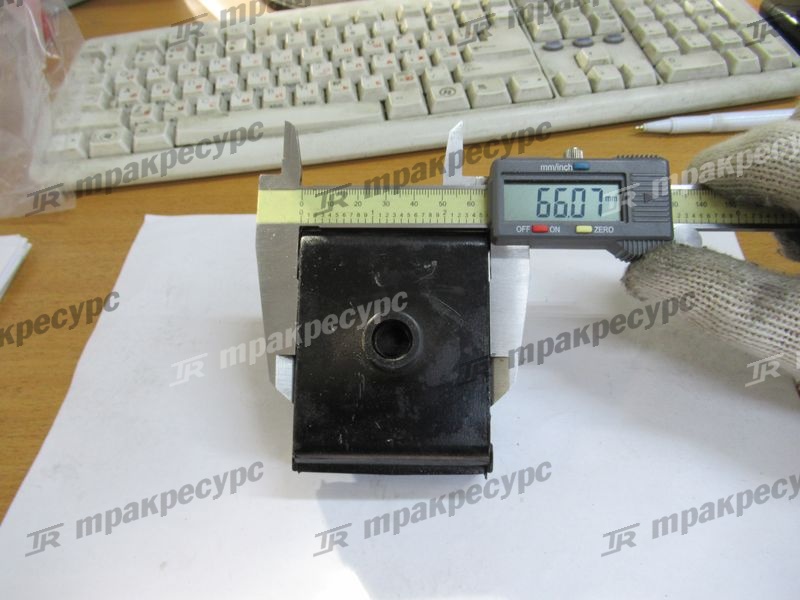 Подушка крепления двигателя 22N51-00161