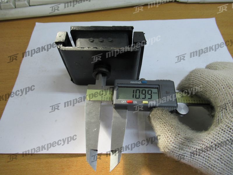 Подушка крепления двигателя 22N51-00161