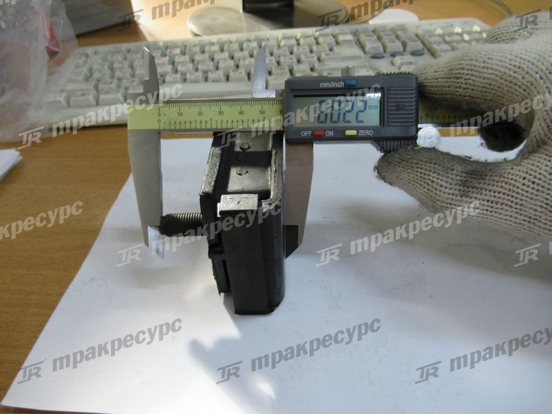 Подушка крепления двигателя 22N51-00161