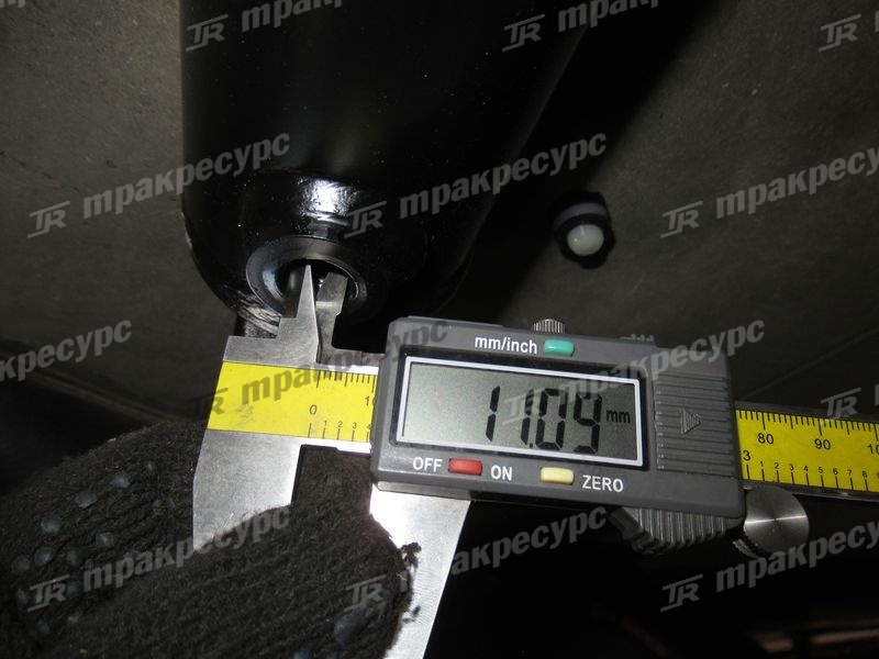 Цилиндр наклона правый 281E8-50201