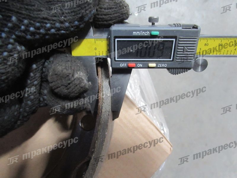 Колодка тормозная 25593-70121/1584383