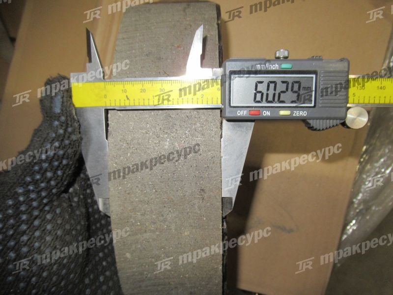 Колодка тормозная 25593-70121/1584383