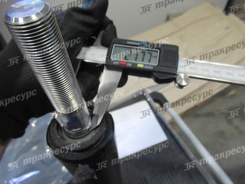 Цилиндр рулевого управления 216G4-50401/7971455