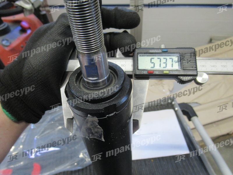 Цилиндр рулевого управления 216G4-50401/7971455