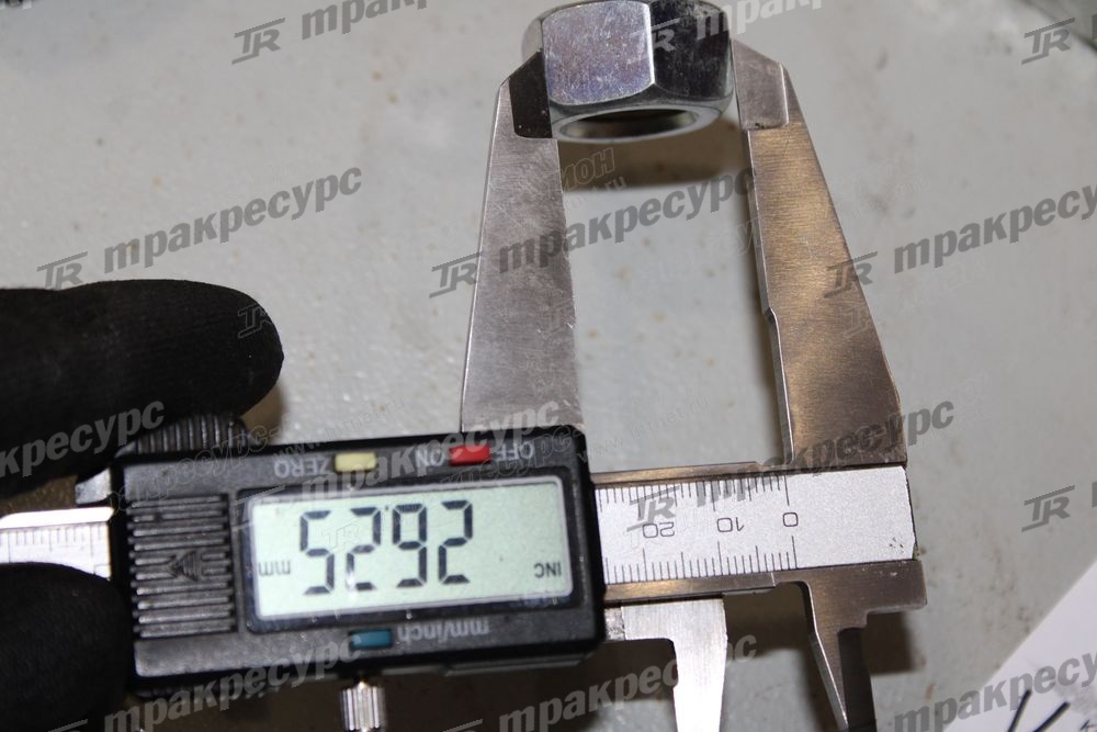 Гайка 01400-00018/244157