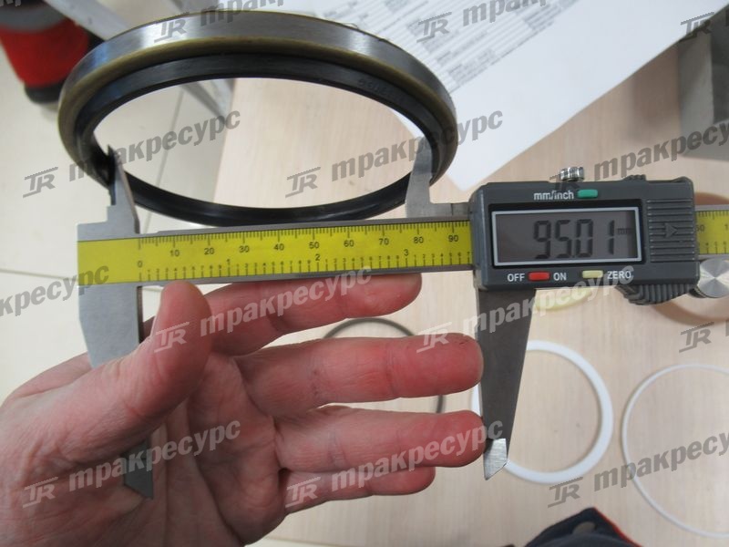 Ремкомплект цилиндра подъема 224T0-59801/2810782