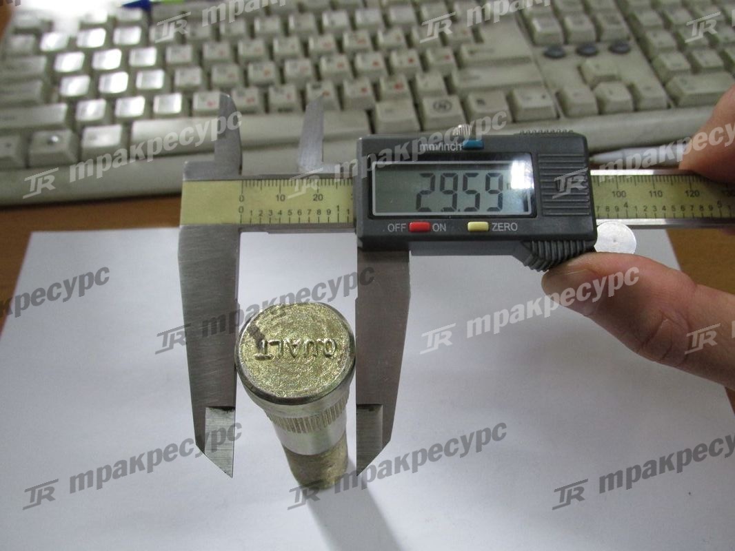 Болт колесный М22х1.5 ДВ1792/ЕВ735