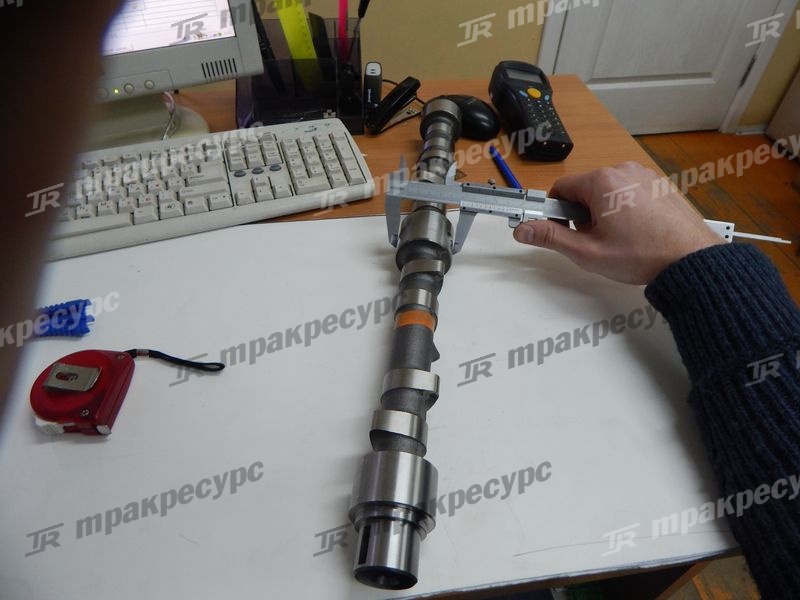 Вал распределительный Д3900