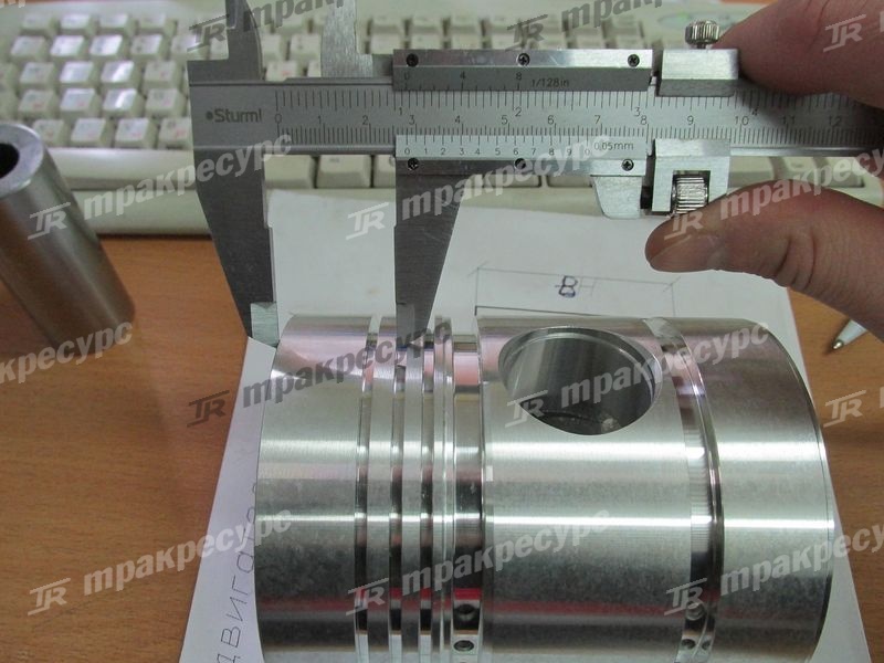 Поршень Д3900 5 каналов в сборе