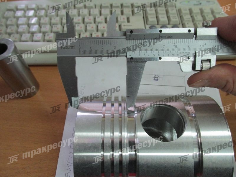 Поршень Д3900 5 каналов в сборе