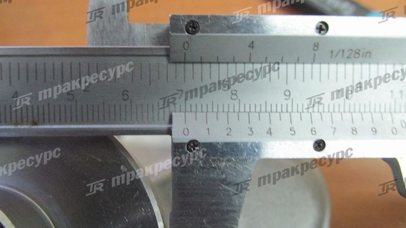 Насос водяной KUBOTA V3300 BN-1C010-73030/8218495