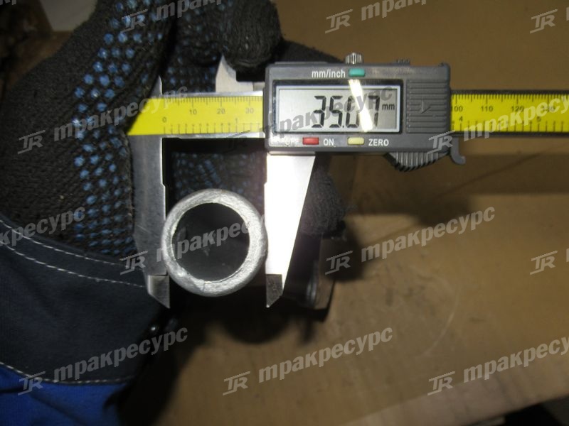 Насос водяной ISUZU 4JG2 Z-8-97028-590-0/1558621