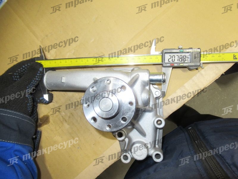 Насос водяной ISUZU 4JG2 Z-8-97028-590-0/1558621