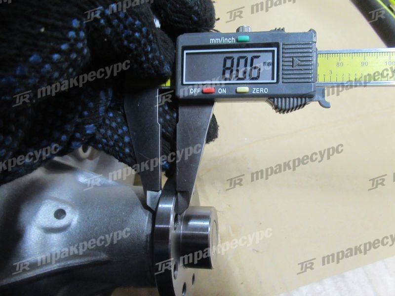 Насос водяной ISUZU 4JG2 Z-8-97028-590-0/1558621