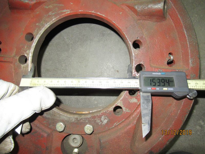Сервотормоз ф335 правый ЕВ735