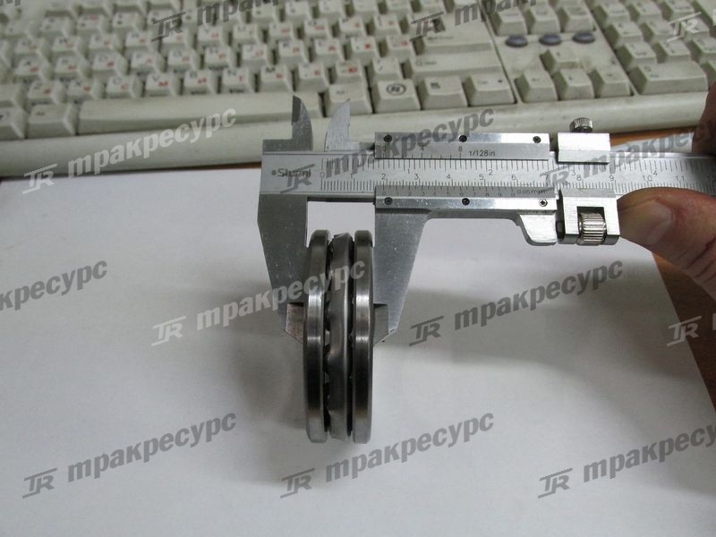 Подшипник 8208