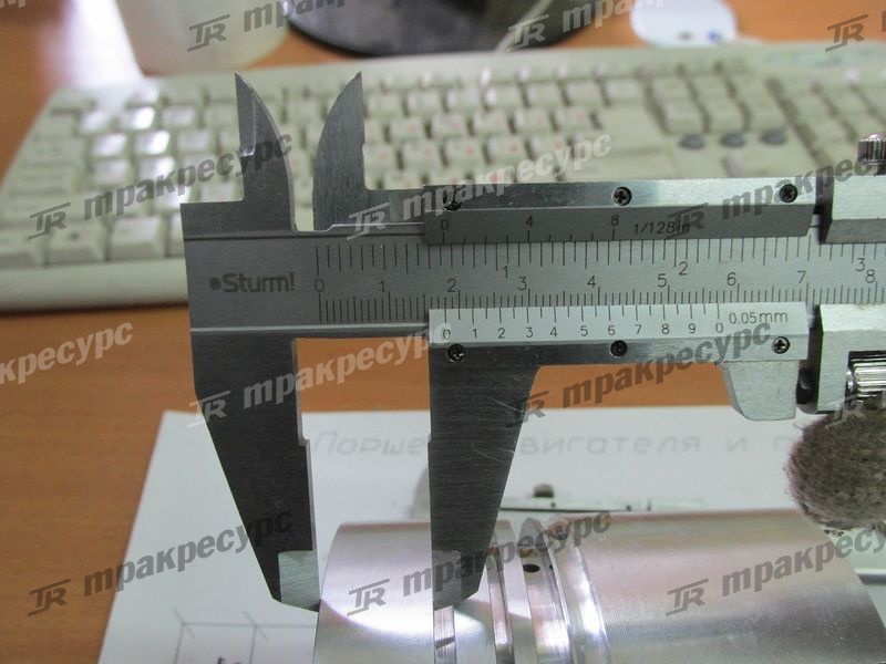 Поршень CY6102BG