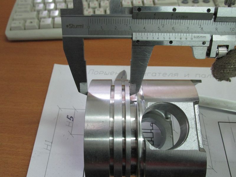 Поршень CY6102BG