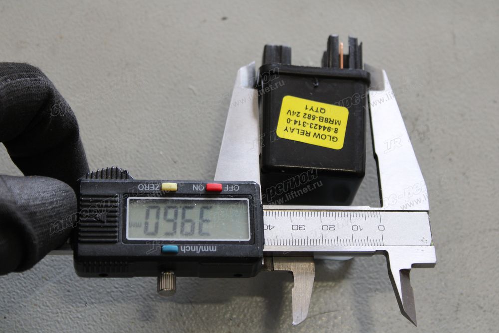 Реле свеч подогрева MITSUBISHI S6S 243C2-42411