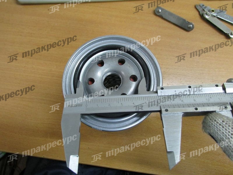 Фильтр масляный NISSAN TD-27 20801-01131