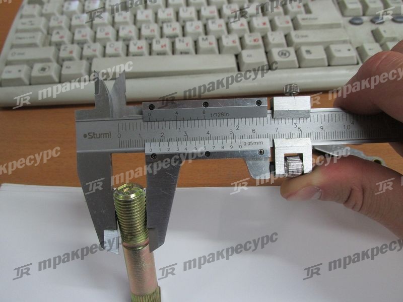 Шпилька ступицы 216G3-02061/7970933