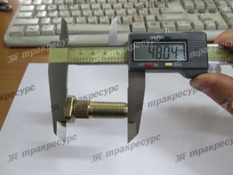Болт ступицы 23654-32041