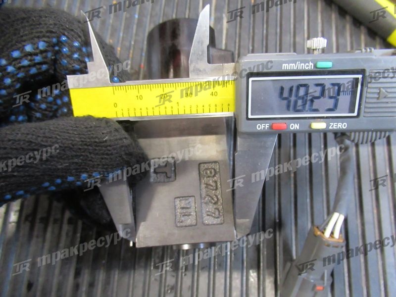 Клапан электромагнитный крышки распределителя ГДП 130C3-82753