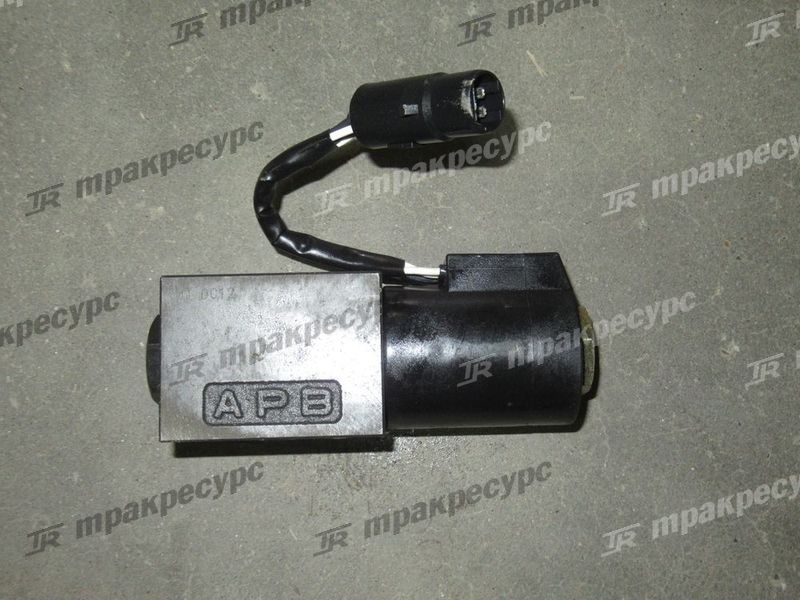 Клапан электромагнитный крышки распределителя ГДП 135L3-82003