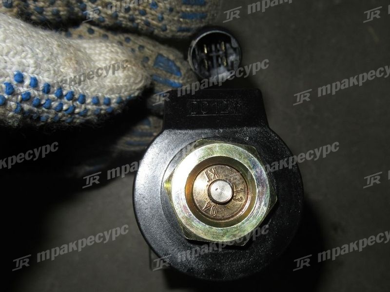 Клапан электромагнитный крышки распределителя ГДП 135L3-82003