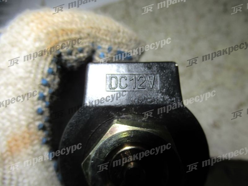 Клапан электромагнитный крышки распределителя ГДП 135L3-82003