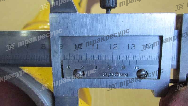 Вал карданный передний XG932