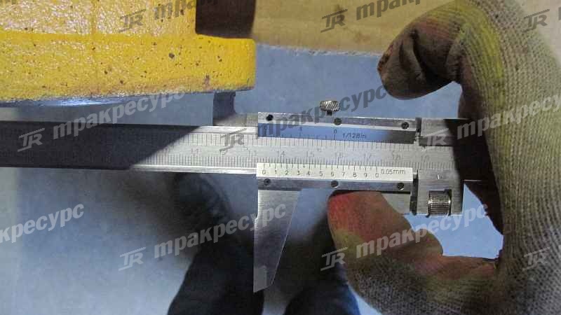Вал карданный передний XG932