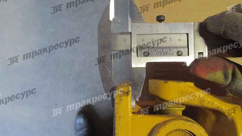 Вал карданный передний XG932