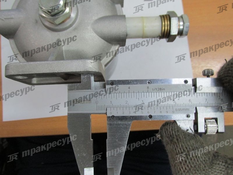 Фильтр топливный в сборе 6135K-13B