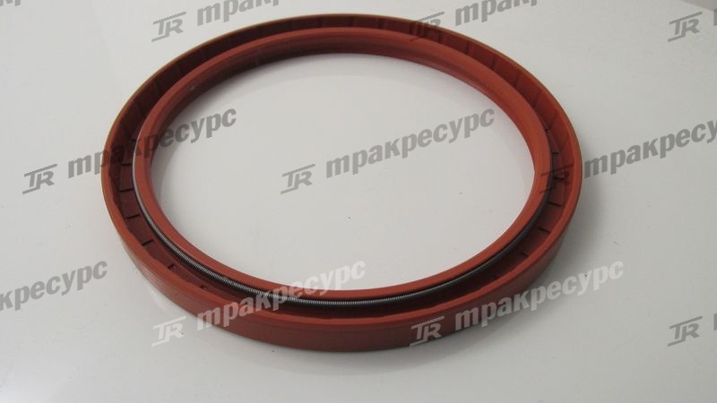Уплотнение манжетное заднее коленвала 2500/3900 (силикон)