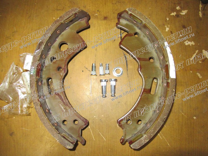 Колодка тормозная левая C-K2-13207-73015