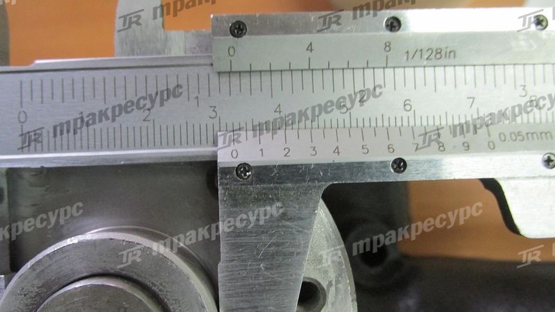 Насос водяной ISUZU 6BG1 Z-1-13650-018-1