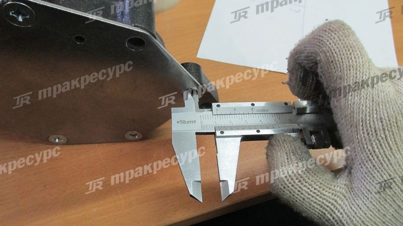 Насос водяной ISUZU 6BG1 Z-1-13650-018-1
