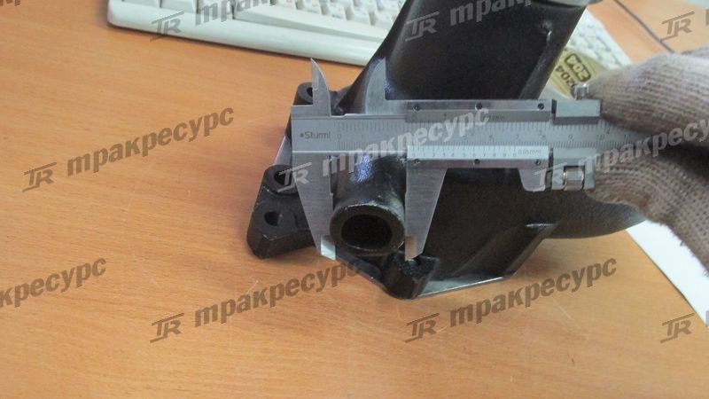 Насос водяной ISUZU 6BG1 Z-1-13650-018-1