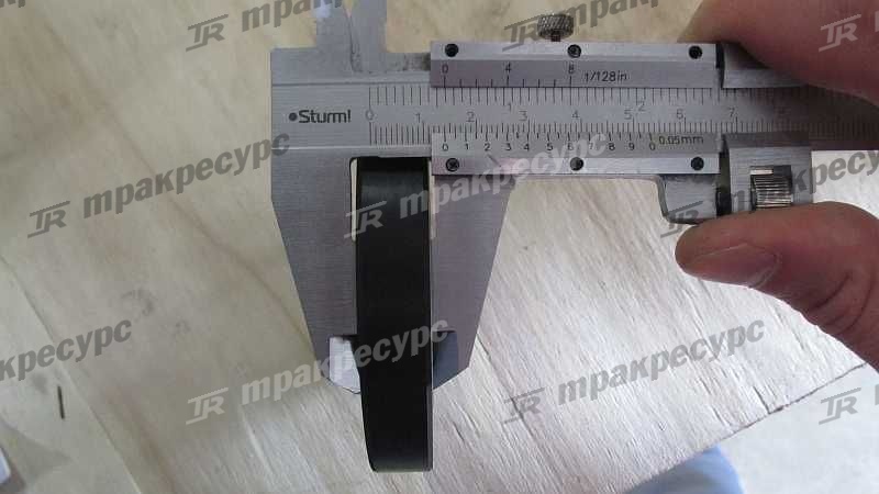 Сальник ступицы 256G3-02041