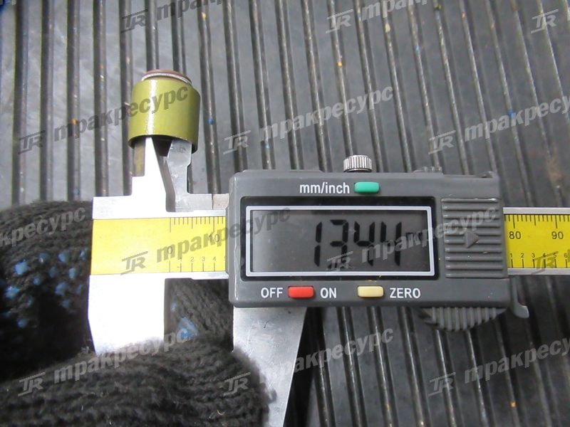 Колпачок маслоотражательный CY6102BG