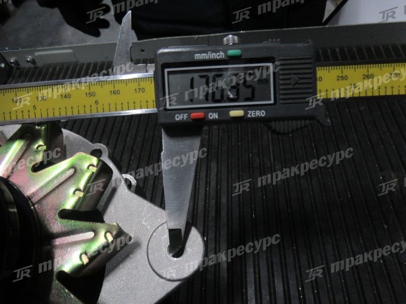 Генератор NISSAN TD-27 23100-42K00