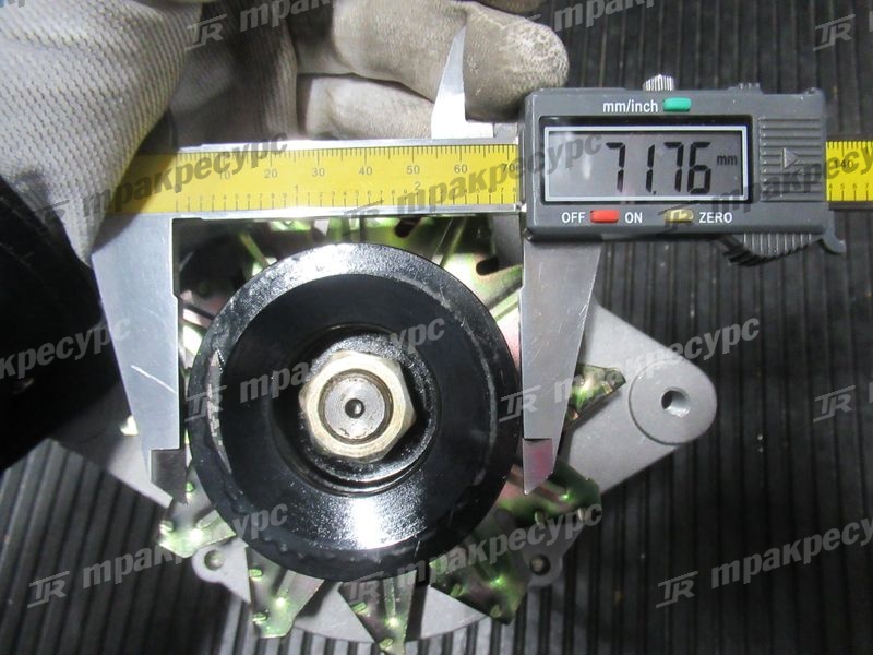 Генератор NISSAN TD-27 23100-42K00